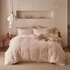 Conjunto de Lençol de Leite Veludo Borboleta Luxo Leve de Quatro Peças Outono e Inverno Acolchoado Espesso Cobertura de Edredom de Pelo de Vison Coração de Menina Roupa de Cama Macia
