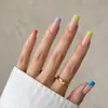 Uñas Postizas Portátiles, Estilo de Comercio Exterior, Uñas Postizas Francesas Blancas con Borde Blanco en Forma de Escalera Larga con Patrón de Flores Degradadas, 24 Piezas, Hechas a Mano Puras, Longitud Media, Venta al por Mayor
