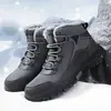 Botas de nieve antideslizantes para senderismo transfronterizo de talla grande para hombre, zapatillas gruesas con forro polar, botas altas de algodón cálidas, resistentes al frío e impermeables para hombre.