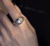 El clásico anillo de serpiente europeo y americano, dulce y fresco, tiembla con el mismo estilo, estilo frío, ligero, de lujo, de alta gama, anillo ajustable con apertura para mujer.