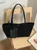 Yue Zi 2026 Verão Nova Moda Simples Grande Capacidade Tecido de Nylon Bolsa Versátil para o Dia a Dia Bolsa de Ombro Único Bolsa Tote