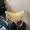 Moda de Nicho Bolso Sencillo Tipo Dumpling para Mujer Nueva Temporada Primavera 2025 Bolso de Hombro Casual Simple Bolso Cruzado