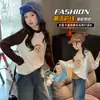 Camada base de gola alta para meninas para outono e inverno, novo estilo 2026, suéter quente forrado com fleece para outono profundo infantil, design moderno de desenho animado para crianças mais velhas