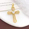 Colar Pingente Cruz Moda Transfronteiriça Cruz Oca Acessórios Design Simples Cobre de Alto Padrão Zircônia Microcravejada Joias para Mulheres