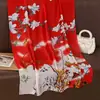 Novo Estilo Primavera e Outono Seda Leve de Luxo Alta Qualidade, Estilo Corte Vintage, Lenço de Pescoço Longo Estampado em Seda Sintética, Roupa de Proteção Solar