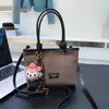 Moderna de Alta Qualidade 2026 Outono/Inverno Grande Capacidade Popular Cross-Border E-commerce Transmissão Ao Vivo Bolsa Nanfeng Bolsa de Ombro Bolsa Transversal Bolsa de Camurça