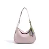 Bolsa de Ombro com Design de Nicho Moda de Início de Primavera Personalizada, Bolsa Transversal de Luxo Leve de Alta Qualidade, Cabide Exquisito, Bolsa Feminina de Couro Genuíno