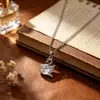 Collar de Cisne Pequeño de Lujo Ligero Estilo Francés con Diamantes Completos Microincrustados para Mujer, Súper Brillante, Exquisito, de Alta Gama, Moderno, Versátil, Cadena Dulce para Clavícula