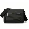 Bolso de hombro nuevo para hombre, bolso de mensajero para exteriores y negocios, bolso cruzado minimalista y versátil para mujer 2026, bolso de mensajero de gran capacidad
