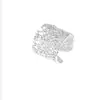 Pulsera Anillo Abierto Geométrico Hueco Transfronterizo Europeo y Americano con un Diseño de Lujo Ligero y de Alta Gama, Anillo de Mano de Nicho Ajustable