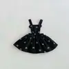 Nova Coleção Primavera 2026 Conjunto Elegante de Duas Peças Estilo Coreano para Bebês e Crianças Pequenas: Camisa para Menina Boneca e Saia com Suspensório de Urso Preto