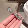Pinza para el Pelo Lateral con Lazo de Circonita y Pedrería Plateada para Mujer 2026 Nuevo Pinza para Flequillo Lateral de Gama Alta