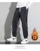 Calça esportiva casual de veludo cotelê transfronteiriça para homens, calça jogger de inverno, calça de moletom grossa forrada com fleece para outono e inverno para homens