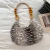 Bolso de Nicho Estilo Coreano Bolso de Hombro Individual de Peluche Nuevo 2026 Bolso de Mano Retro de Gama Alta Bolso Tote Elegante