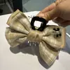 Grampo de Cabelo com Laço Xadrez Estilo Coreano com Strass 13cm, Disponível em Várias Cores, Presilha Elegante, Acessório de Cabelo Versátil da Moda para Mulheres
