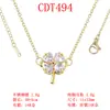 Elegante Gravata Borboleta de Luxo Leve Pingente Flor de Trevo de Quatro Folhas Cor Cobre Puro Charme Conservador de Cor Corrente de Clavícula Feminina Elegante Acessório