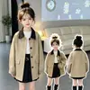 Casaco estilo britânico para meninas para primavera e outono de 2026, nova jaqueta estilo faculdade para bebês meninas, sobretudo xadrez infantil de outono