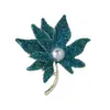 Broche de Moda Personalizado Estilo Coreano Hoja de Arce Perla Broche para Traje Ropa de Moda Corsage Femenino Broche de Hebilla Personalizado para Bufanda de Seda con Pedrería