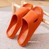 Nuevos estilo chanclas de baño para mujer, hotel verano pareja hogar interior antideslizante doméstico sandalias de hombre, en stock para venta al por mayor