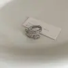Anillo Abierto Curvo de Serpiente Pequeña con Circonita Triangular Estilo Retro Personalizado de Lujo Ligero Anillo para Dedo Joyería para Mujer Nueva Llegada para Viajes