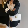 Bolso grande de alta calidad para mujer, nuevo modelo 2026, estilo retro americano, tipo cubo, elegante y versátil, adecuado para ir al trabajo, bolso cruzado