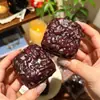 Pastel de Frijol Rojo Hecho a Mano Empaque Individual al Vacío Lleno de Aroma a Frijol Listo para Comer Después de Abrir la Bolsa Snacks Hechos a Mano Comida para Gente Perezosa Sustituto de Comida