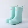 Botas de Lluvia para Niños Ultraligeras 2026 Nuevo Estilo Media Pantorrilla Antideslizantes Suaves Unisex Botas de Lluvia para Niños Guardería Bebé Zapatos de Agua Cubrezapatos
