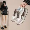 Zapatillas de entrenamiento alemanas, zapatillas casuales, estilo para parejas, zapatos atléticos y casuales de suela blanda, con cordones para mujer, de suela gruesa, zapatillas blancas versátiles