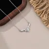 Collar Colgante de Media Luna para Mujer 2025 Nueva Moda Lujo Ligero Nicho Diseño Micro-Incrustado Cadena para Clavícula como Regalo para Novia