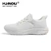 Tênis Esportivo Branco de Malha Universal para Homens, Novos Tênis Esportivos Casuais com Sola Grossa para o Verão de 2026, Sapatos Femininos Respiráveis Antiderrapantes