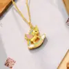 Transmisión en Vivo de Tiktok Más Vendido Colgante Grueso Esmaltado Dorado V Unicornio Collar para Mujeres, Signo del Zodiaco, Hazte Rico Pronto, Cadena para Clavícula