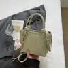 Bolsa de Mão Retrô para Mulheres 2026 Novo Estilo Simples e Fashionável Bolsa de Ombro Bolsa Transversal Bolsa de Balde Textura Retrô para o Dia a Dia