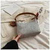 Bolso cruzado nuevo para mujer 2026, bolso de hombro a la moda, alto valor estético, bolso de hombro de nicho moderno