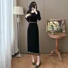Vestido de Terciopelo Otoño e Invierno Tallas Grandes con Borlas Empalmadas Abalorios Pesados Elegante Ajustado de Terciopelo Tela de Punto Negra