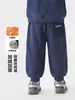 Pantalones para niño estilo europeo derecho, colección de invierno, pantalones de algodón con forro polar, ropa nueva para niños, pantalones de invierno gruesos para niños