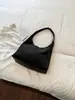 Bolso tote de gran capacidad para mujer, nueva versión coreana 2026, bolso de hombro versátil de moda de alta gama para el trabajo, retro, moderno