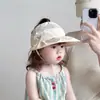 Gorra de Béisbol de Verano Fina con Ala Ancha para Niñas con Protección Solar, Adecuada para Coletas