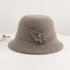 Sombrero de pescador de fieltro de lana 100% coreano con flor para mujer, estilo retro, color liso, moda elegante de alta gama, para madre, Otoño Invierno