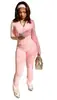 Desarrollado por Anno) Conjunto de tres piezas de ropa para mujer europea y americana 2026: top casual de manga con cremallera y cuello alto, pantalones largos casuales y diadema de moda