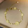 Pulsera de Cierre Redondo Colorida con Circonita Brillante, Pulsera de Lujo Ligero de Alta Gama, Accesorio de Mano Versátil Dulce de Nicho y Personalidad para Mujeres