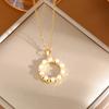 Collar para mujer estilo japonés y coreano temperamento transfronterizo círculo europeo y americano perla acero de titanio moda simple comodín nicho joyería al por mayor