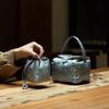 Bolsa de Tela para Guardar Set de Té de Viaje Brocado Cubierta Portátil para Exteriores Taza de Té Taza de Maestro Olla Una Bolsa de Tela Dos