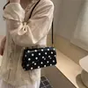 Bolsa de Ombro de Bolinhas para Mulheres 2026 Outono Nova Moda Simples Pequena Quadrada Estilo Coreano Versátil Bolsa Transversal Bolsa de Ombro