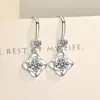 2021 Nuevos pendientes de plata de imitación s925 pendientes de flor de cuatro hojas pendientes colgantes joyería de oído con diamantes fabricantes venta al por mayor