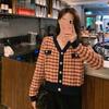 Suéter Estilo Tweed para Mujer Primavera y Otoño 2025 Estilo Holgado Perezoso Estilo Coreano Moderno Estudiante Cuadros Top Corto Tops de Punto