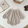 INS Primavera y Otoño Ropa de Conejo Suave de Algodón a Cuadros de Bebé de Manga Larga Holgada para Niños y Niñas Traje de Gateo con Cuello Redondo y Broches para Bebé