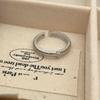 Anillo Antiguo de Plata Esterlina S925 Retro Diamante Flash Dibujo de Alambre para Mujer Nicho de Alta Gama Lujo Ligero Versátil Anillo Abierto