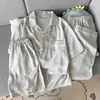 Pijama de verano de lujo para hombre, algodón nube de manga corta, adecuado para que lo usen los adolescentes fuera de casa, conjunto de tres piezas para el hogar, transfronterizo