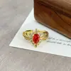 Anel Aberto Simples com Zircônia Laranja-Vermelha Vintage para Mulheres, Estilo Floral Retrô, Anel de Dedo Indicador de Nicho