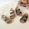 Sandalias Abiertas de Estilo Francés para Niños 2026 Nuevo Modelo de Verano para Niños y Niñas, Zapatos Deportivos Casuales de Suela Suave para Playa y Uso al Aire Libre